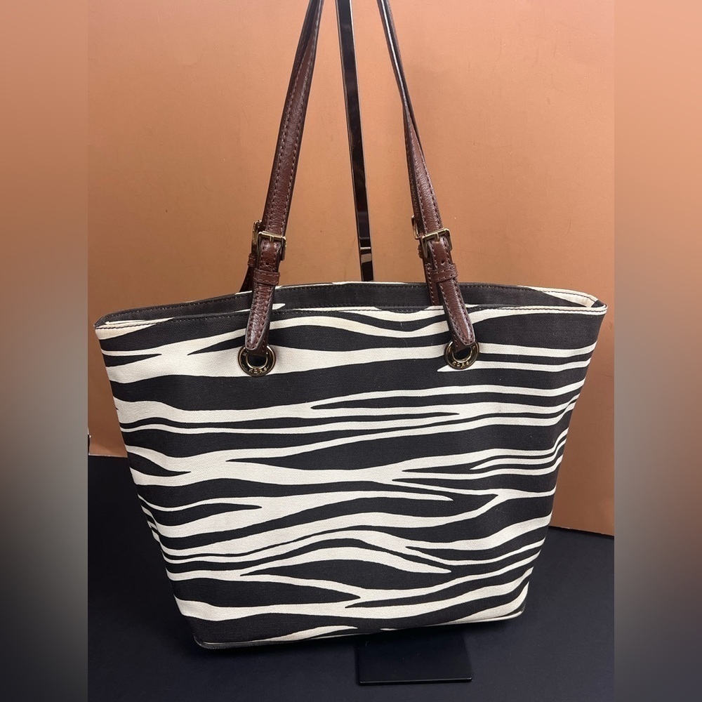 MICHAEL KORS black ivory, zebra stripes shoulder bag - Picture 3 of 13
